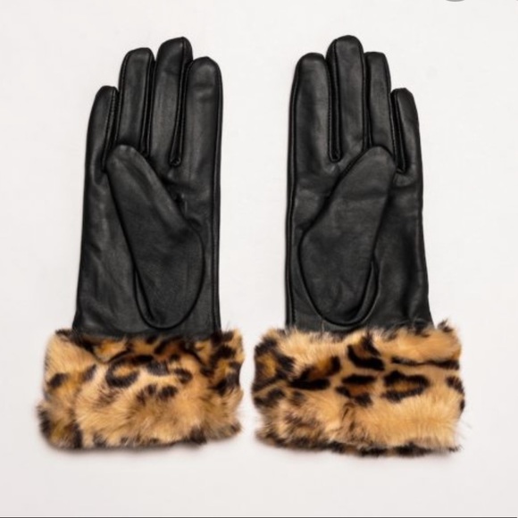 Accessories - Leather gloves leopard cuff